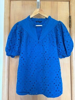Royal Blue Eyelet Puff-Sleeve Blouse